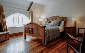 The Bailgate House